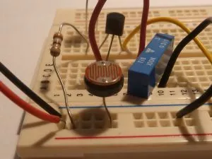 ldr-circuit-on-breadboard-1024x768